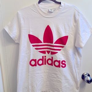Adidas red/white logo t-shirt